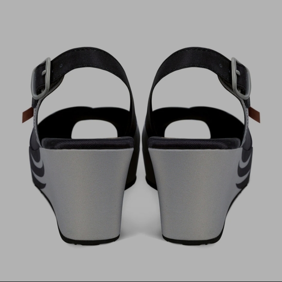 Hot Chocolate Design Black Birds Sandal - Picture 5 of 16